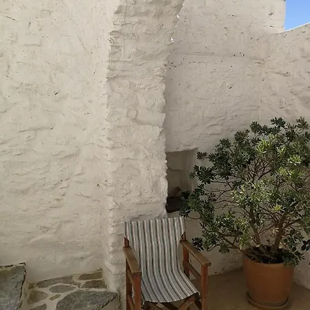 Chora Elegant Traditional House Villa