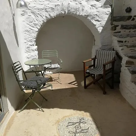 Chora Elegant Traditional House