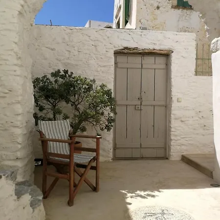 Chora Elegant Traditional House Villa