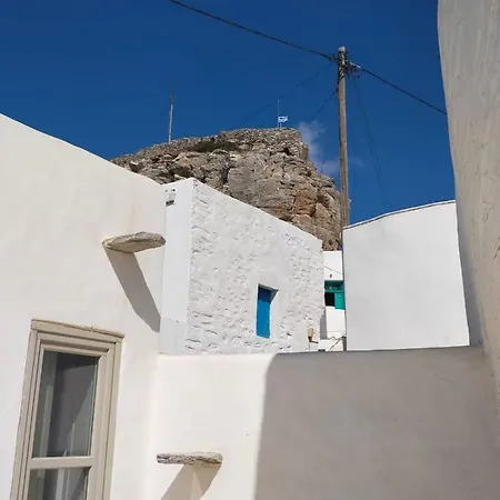 Villa Chora Elegant Traditional House